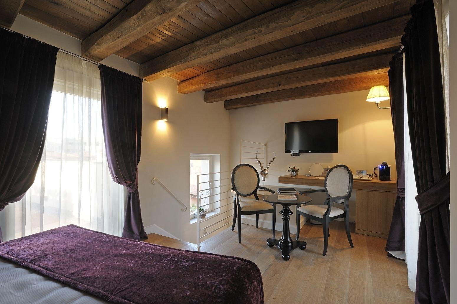 Trevi Palace Luxury Inn Róma Szoba fotó