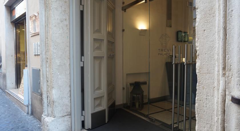 Trevi Palace Luxury Inn Róma Kültér fotó
